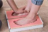 足型採取